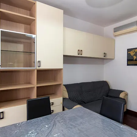 Marconi 2833 Holiday home Rome